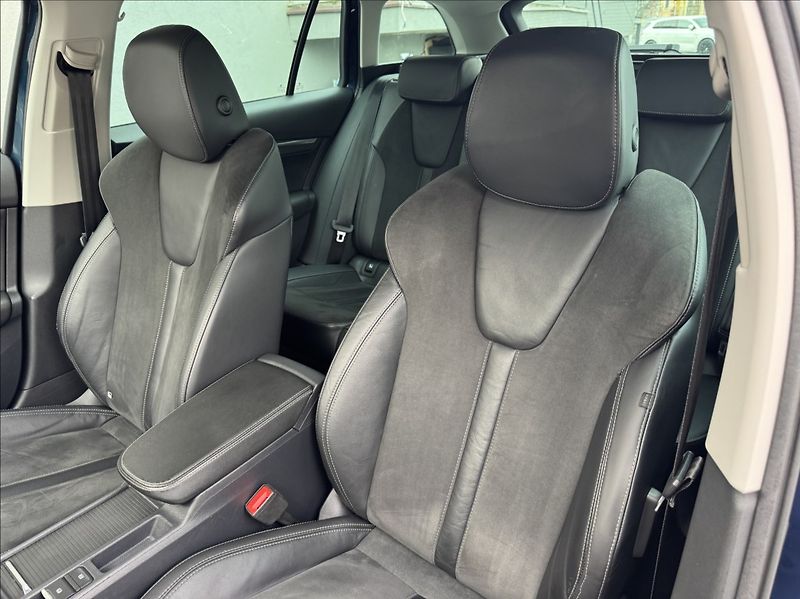 Škoda Octavia 2,0 TDI DSG STYLE+ DPH 1maj ČR - fotka 22 z 50