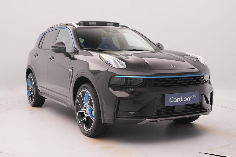 Lynk & Co 01 PHEV DCT AUT 1.maj - fotka 7 z 55