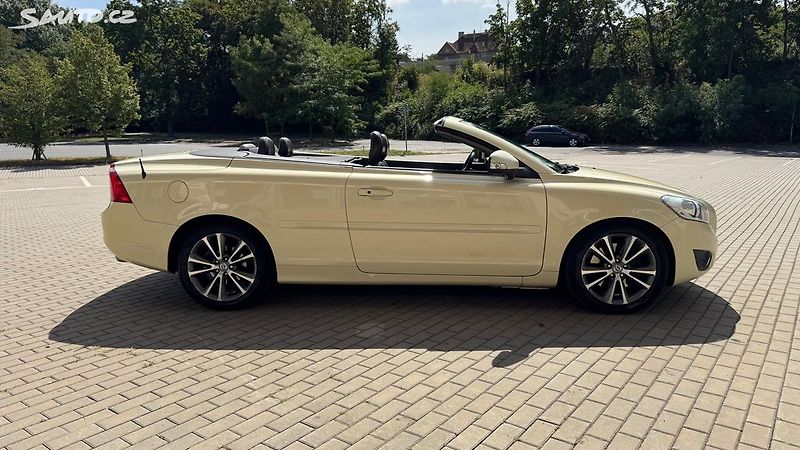 Volvo C70 Cabrio 2.0D4 130kw ČR původ - fotka 6 z 21