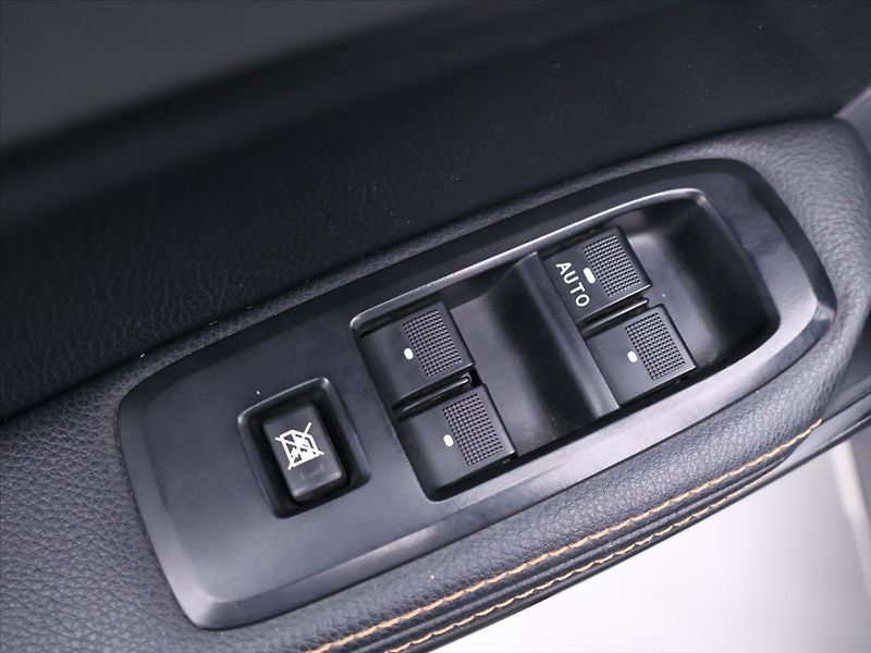 Ford Ranger 3,2 TDCi Aut. Wildtrak DPH - fotka 16 z 35