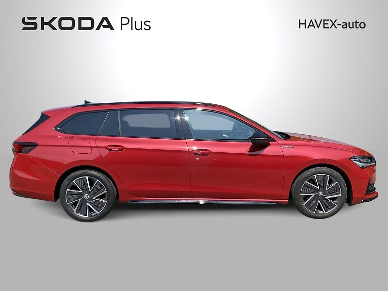 Škoda Superb (2025) Combi 2.0 TDI 4x4 DSG Sportlin - fotka 39 z 40
