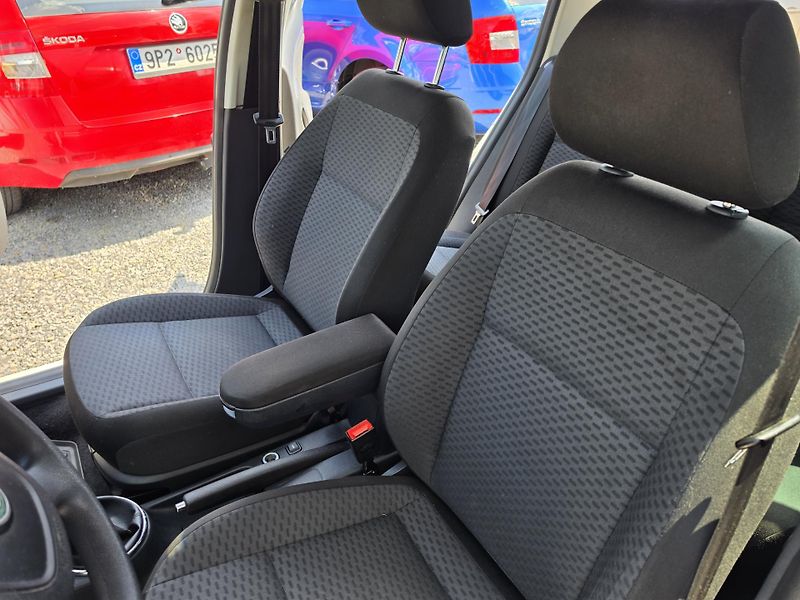 Škoda Fabia 1.2 TSI  - fotka 13 z 30
