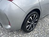 Toyota Auris 1.8i 16v HYBRID AUT SERVIS TOP - náhled 42