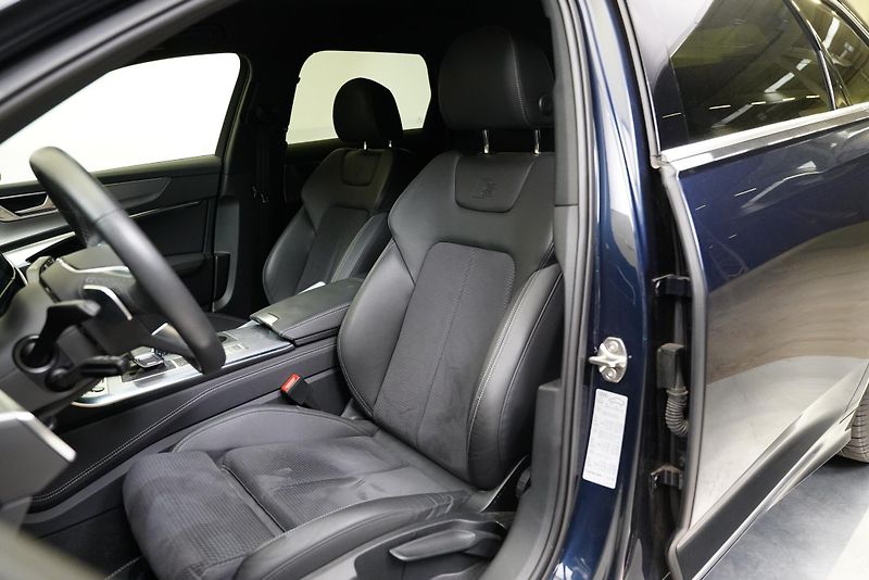 Audi A6 - fotka 11 z 27
