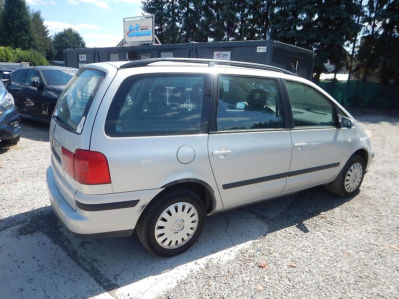 Seat Alhambra 1.9 TDi 85 kw - fotka 6 z 13