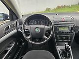 Škoda Octavia (2006) 2 2.0FSI 4X4 TAŽNÉ  - náhled 13