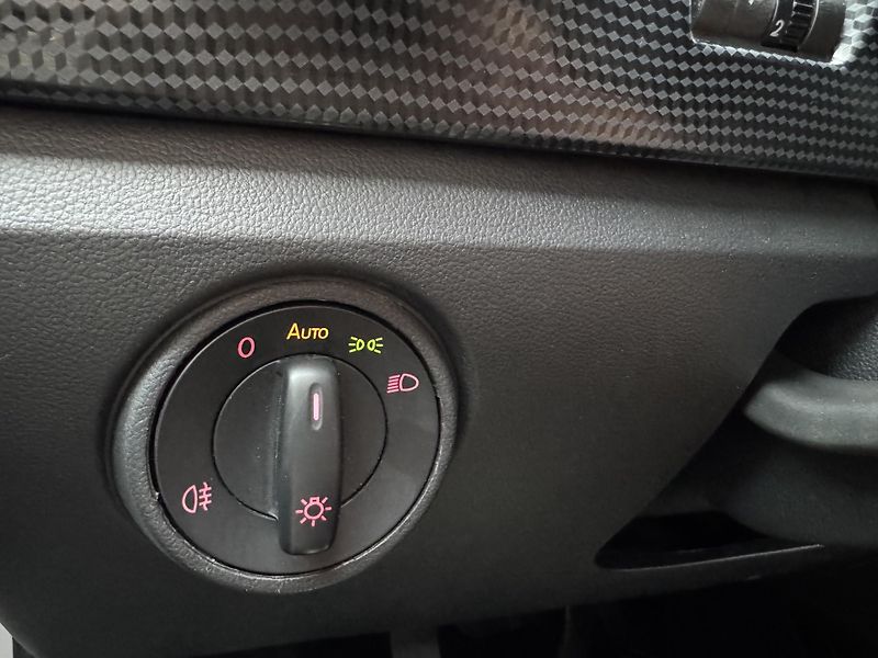 Volkswagen up! (2022) 1.0i CNG - CZ - DPH  - fotka 15 z 20