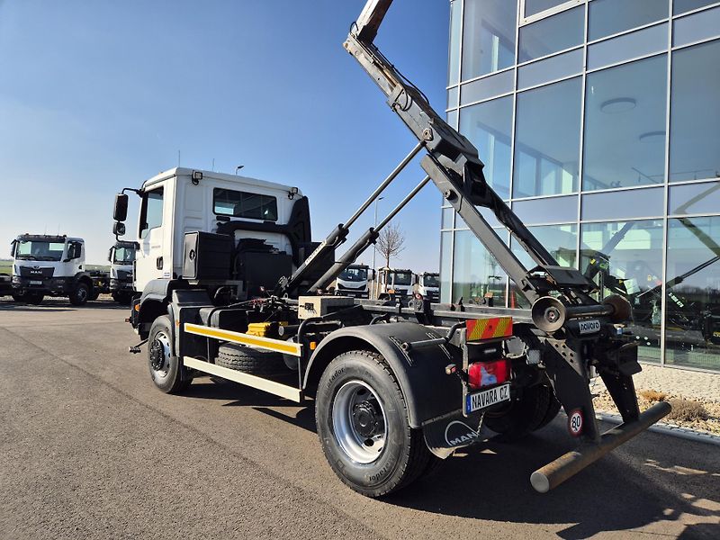 MAN TGM 18.290 4x4 ČTYŘKOLKA KONTEJNER - fotka 4 z 31