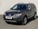 Mitsubishi Outlander (2009) 2.2d 4x4, 7míst, servis.kniha - náhled 2