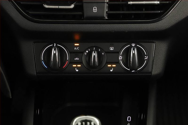 Škoda Scala (2022) Ambition 1.0 TSI, Serv.kniha - fotka 10 z 16