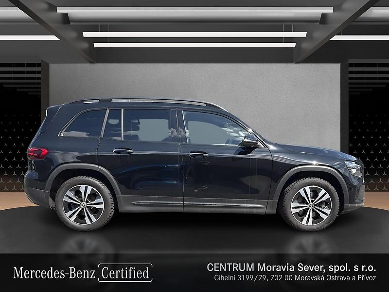 Mercedes-Benz GLB 200d 4MATIC - fotka 6 z 17