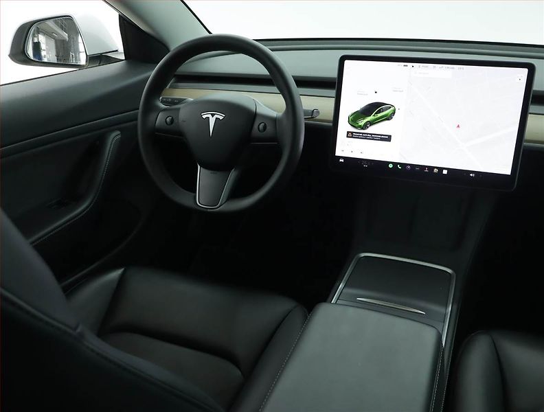 Tesla Model 3 (2021) Long Range 4WD 74kWh, SoH 88% - fotka 7 z 20