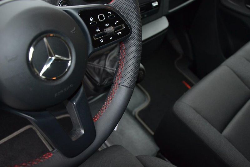 Mercedes-Benz Sprinter 317 CDi L Maxi velká výbava - fotka 18 z 44