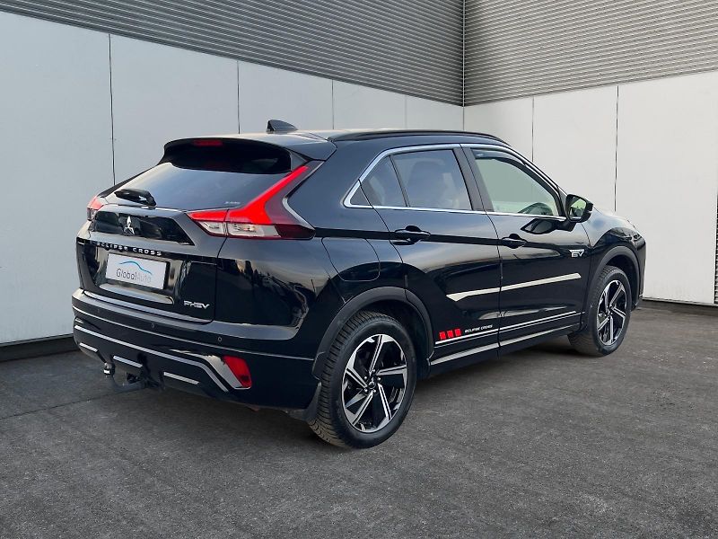 Mitsubishi Eclipse Cross (2024) INSTYLE 2.4 PHEV TAŽNÝ DPH CZ - fotka 5 z 30