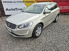 Volvo XC60 2,4 D5 AWD - fotografie inzerátu