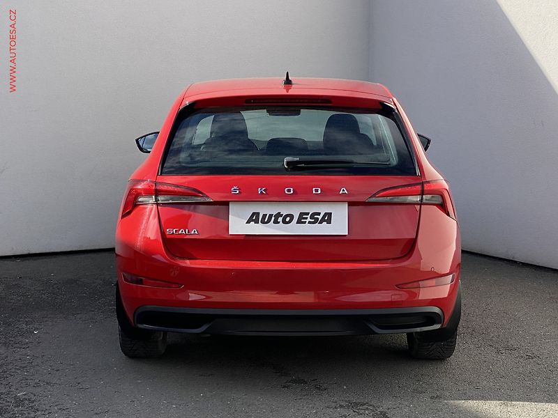 Škoda Scala (2020) 1.6 TDi, Ambition, DSG - fotka 5 z 17
