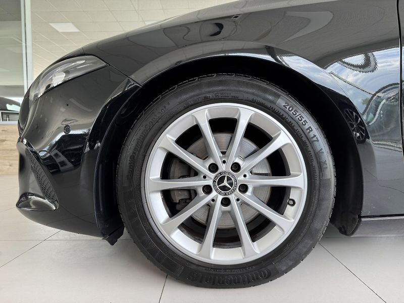 Mercedes-Benz Třídy A 200 Aut*120kW*LED*REZERVACE! - fotka 34 z 35