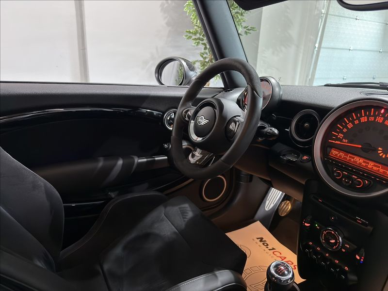 Mini Cooper 1,6   JWC RECARO SUPERSPRINT - fotka 19 z 34