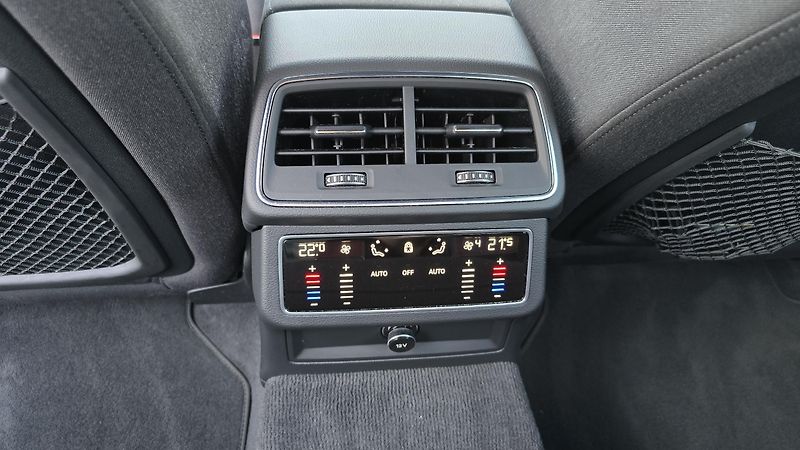 Audi A6 (2021) A6 Sport 50 TDI 4x4 tiptronic - fotka 25 z 32