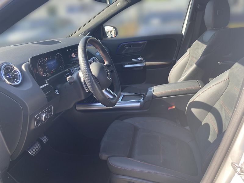 Mercedes-Benz GLA GLA 250e AMG - fotka 14 z 28