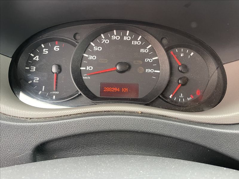 Renault Master 2,3 DCi 81kw odp. DPH 4xCZauto - fotka 13 z 29