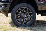 Dodge RAM (2023) 1500 5.7 HEMI V8 LIMITED/NIGHT - náhled 7