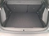 Peugeot 2008 (2021) Active 1.2 PureTech, ČR,1.maj - náhled 14