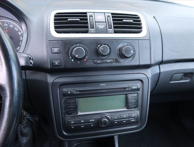 Škoda Fabia (2008) 1.9 TDI, Eko.zaplacen - fotka 12 z 14