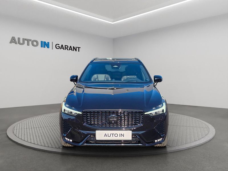 Volvo XC60 (2024) BE ULTIMATE, vzduch. pod., taž - fotka 2 z 27