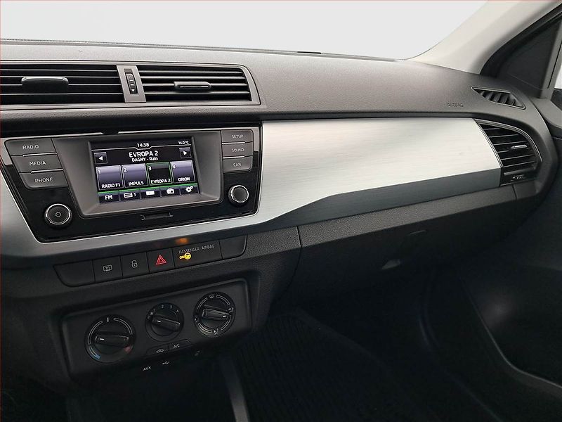 Škoda Fabia (2015) Ambition 1.4 TDI, ČR,1.maj - fotka 15 z 17