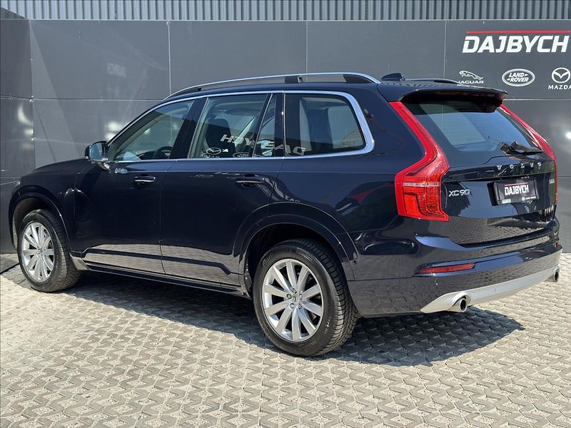 Volvo XC90 2,0 D5 AWD Momentum AT ČR - fotka 6 z 37