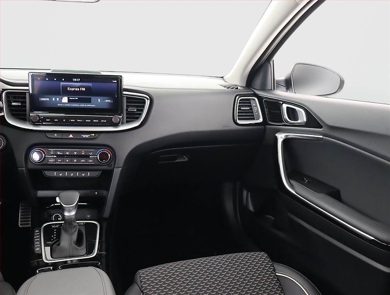 Kia XCeed (2025) Plug-in-Hybrid, DPH, Navigace - fotka 8 z 24