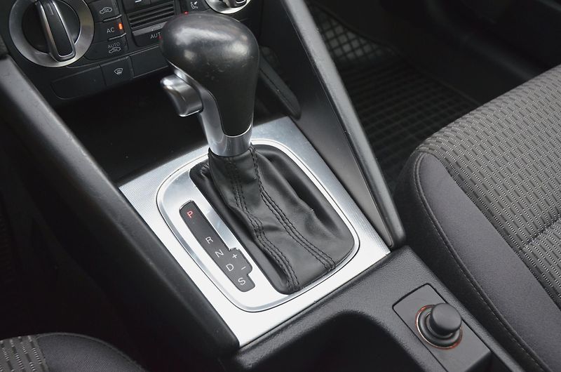Audi A3 (2009) 2.0 TDi 103kW DSG PANORAMA - fotka 29 z 31