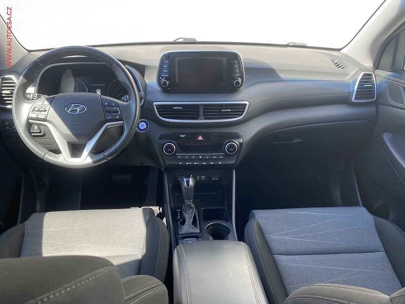 Hyundai Tucson (2019) 1.6 CRDi, AT, panor, navi - fotka 8 z 19