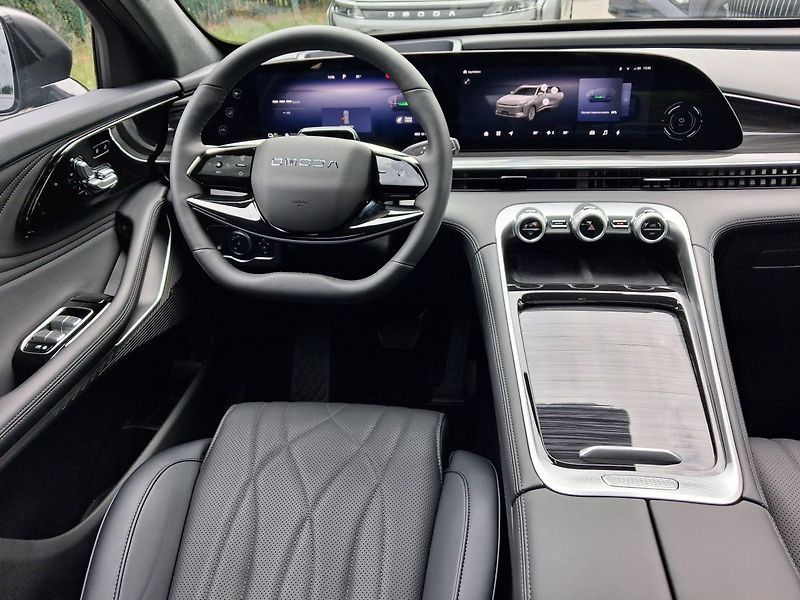 Omoda 9 (2026) Premium 1.5TGDI PHEV AWD - fotka 7 z 28