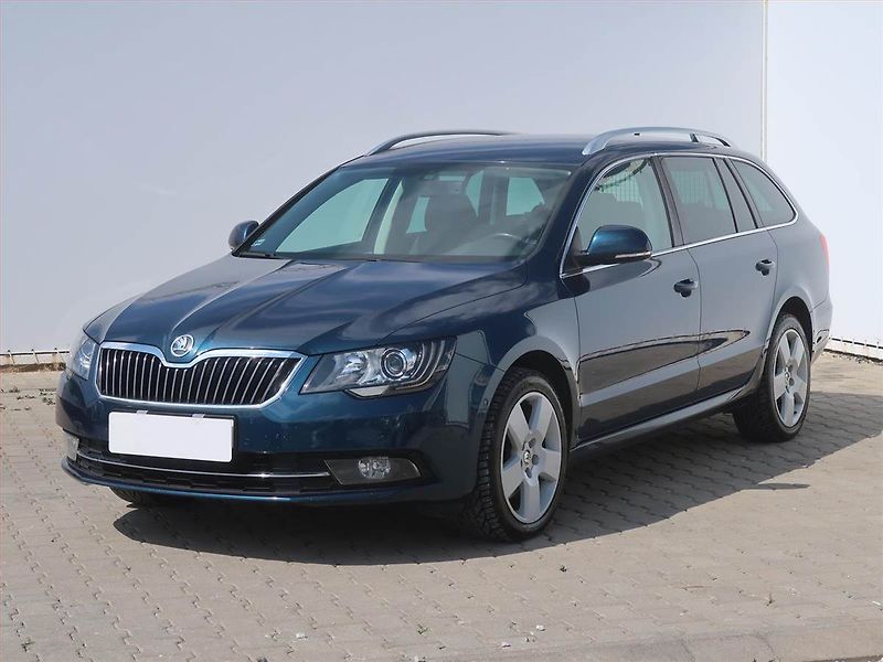 Škoda Superb (2014) Ambition 2.0 TDI, Automat - fotka 2 z 19