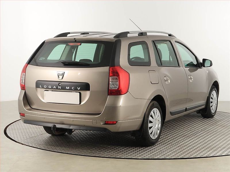 Dacia Logan (2013) 1.2 16V, Serv.kniha - fotka 5 z 14