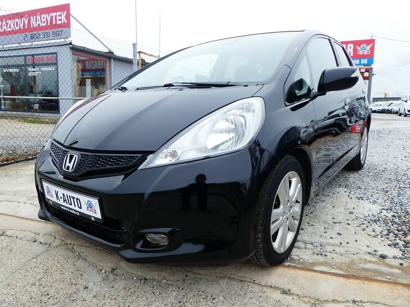Honda Jazz (2012) 1.4i 73kW*Automat*Panorama* - fotka 1 z 32