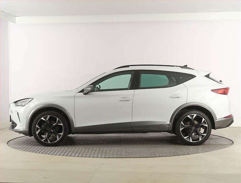 Cupra Formentor (2022) 1.5 TSI - fotka 3 z 28