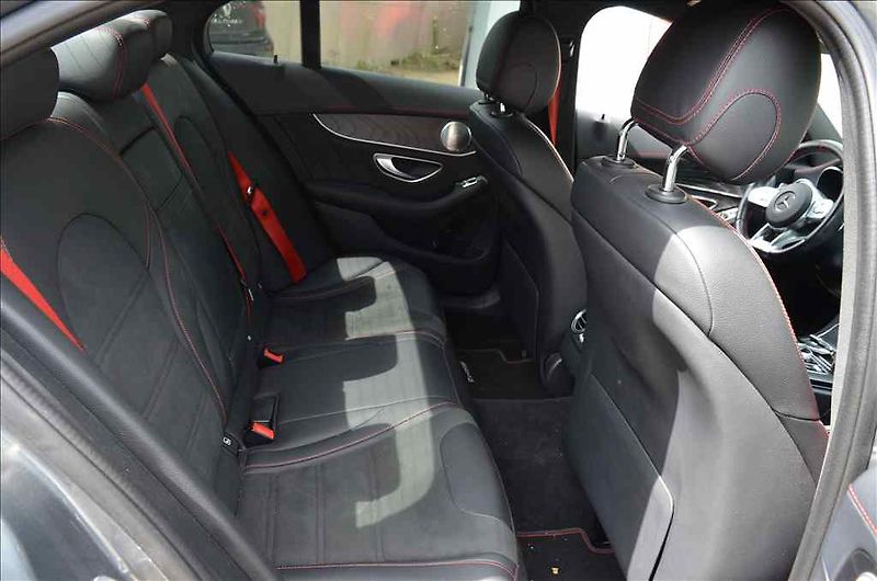 Mercedes-Benz Ostatní (2018) AMG C 43 3,0 - fotka 17 z 18