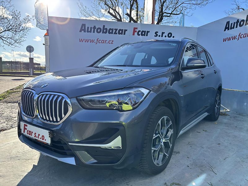 BMW X1 (2022) 2.0D 140kW, X-Drive Alu Kola!  - fotka 3 z 33