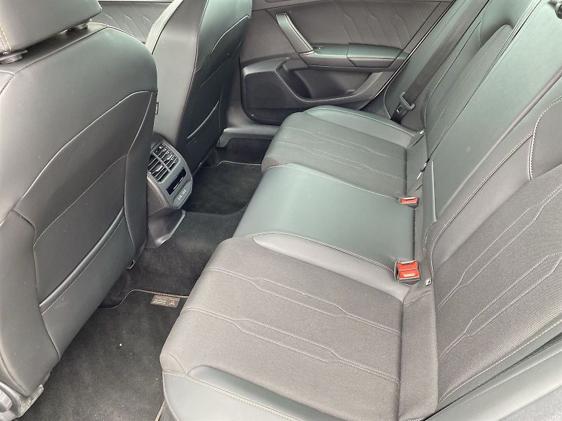 Cupra Formentor (2024) 2,0 TSI 4Drive DSG - fotka 7 z 36
