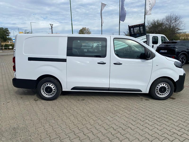 Peugeot Expert (2026) Polocombi L3 2.2 BHDi 150 MAN6 - fotka 10 z 24