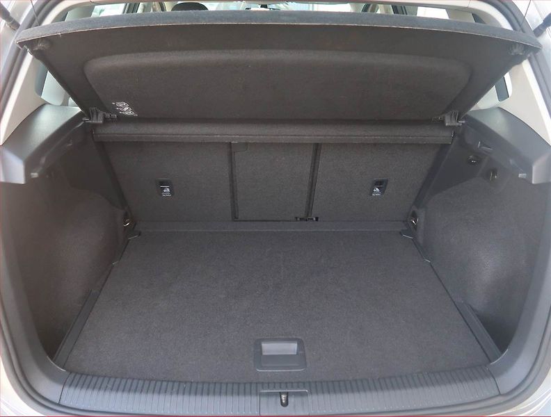 Volkswagen Golf Sportsvan (2018) 1.5 TSI, Kůže, Tempomat - fotka 13 z 14