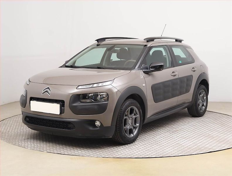 Citroën C4 Cactus (2016) 1.2 PureTech, Serv.kniha - fotka 2 z 19