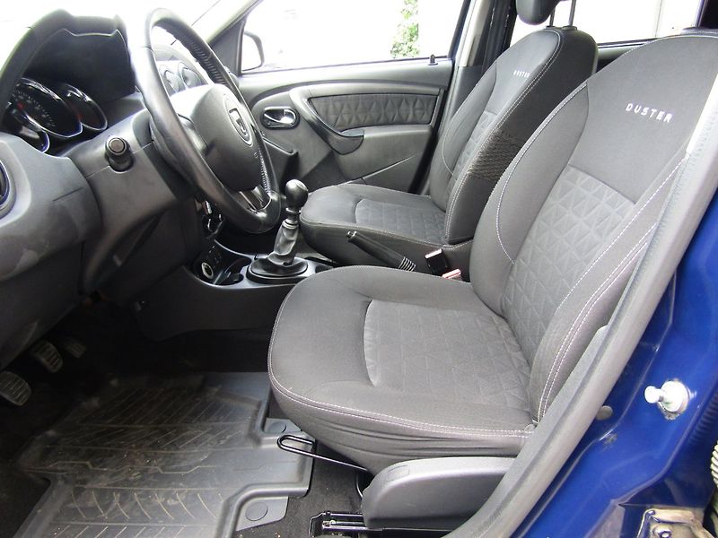 Dacia Duster (2014) 1.6 16V 77kW 4X4 - fotka 19 z 37