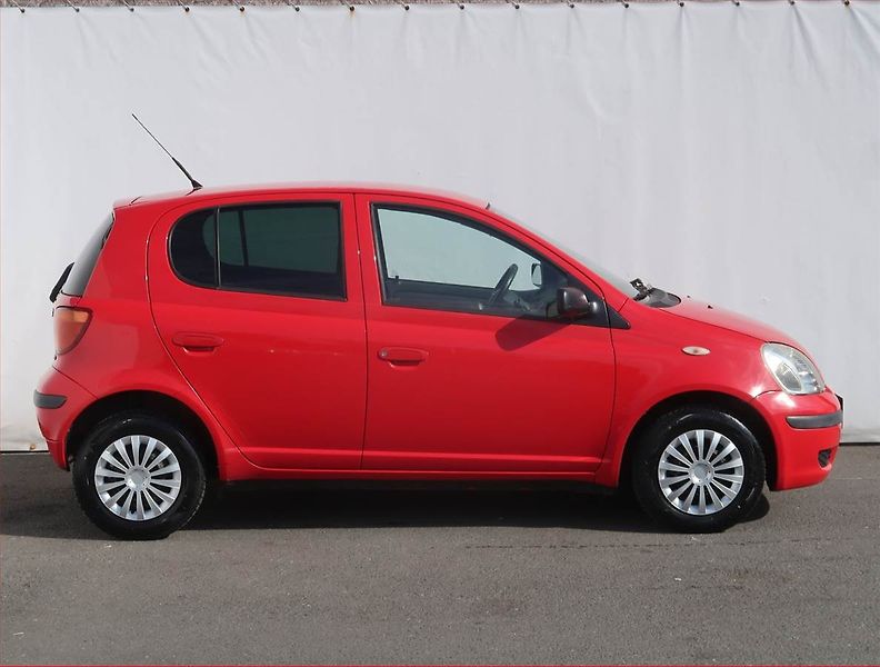 Toyota Yaris (2006) 1.0 VVT-i, po STK, dobrý stav - fotka 6 z 14