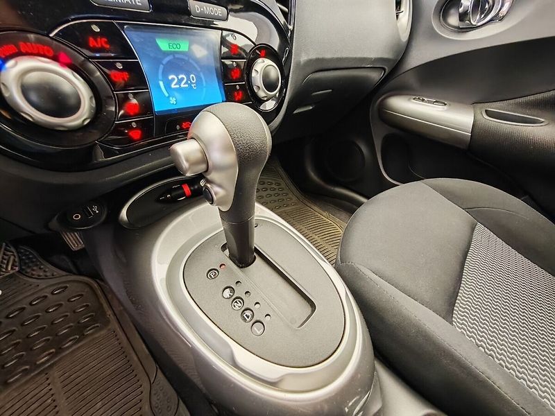 Nissan Juke 1.6 Acenta Automat - fotka 30 z 33
