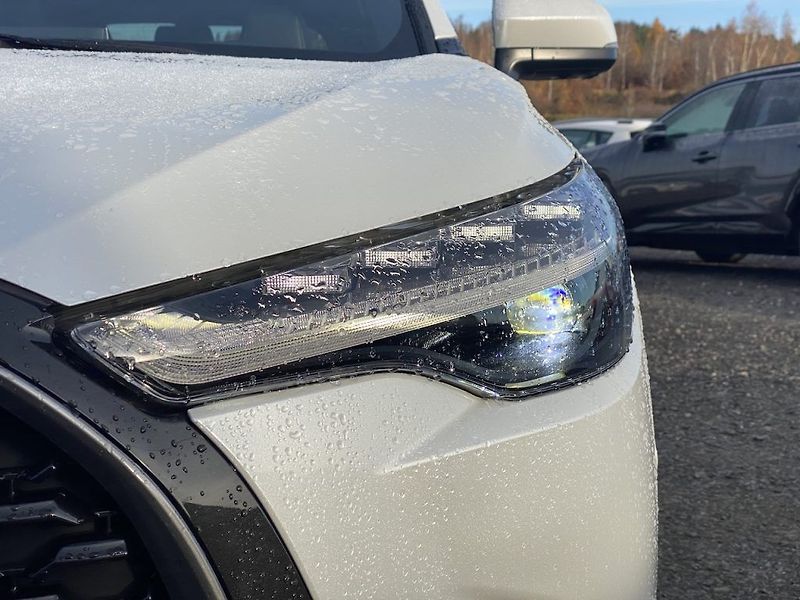 Toyota Corolla Cross 2.0HSD, ČR-1, Premiere, záruka - fotka 8 z 38