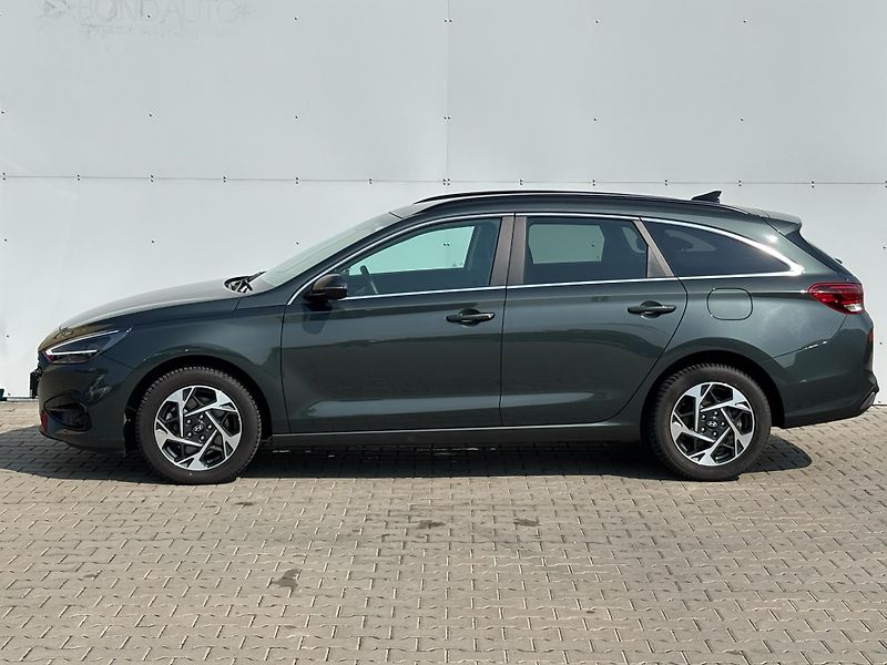 Hyundai i30 1.5 T-GDi 103kW DCT Style - fotka 3 z 28